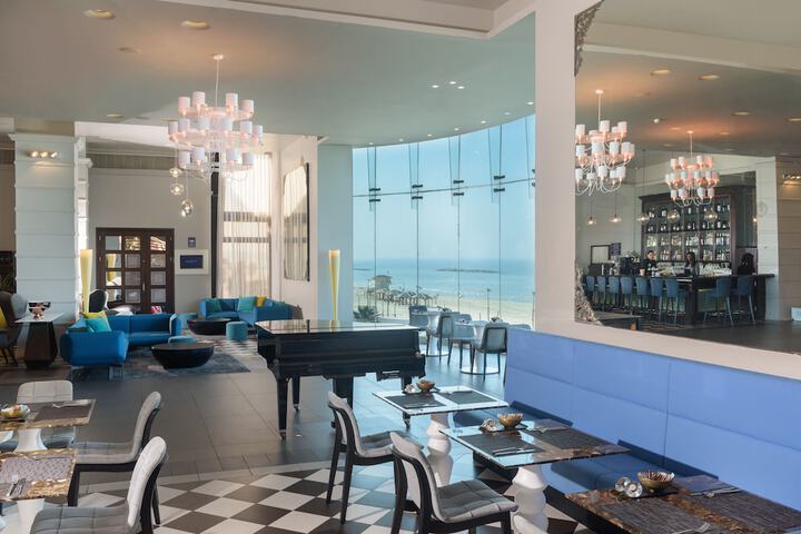 Guest Lobby