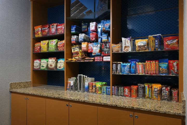 Snack bar