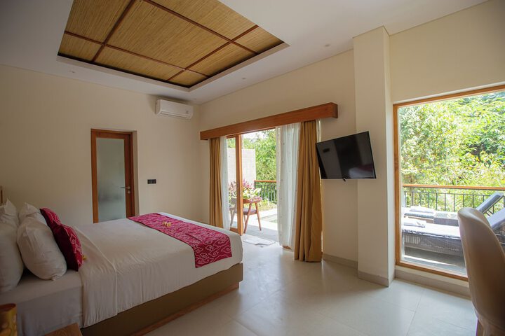 Room 14 of 49