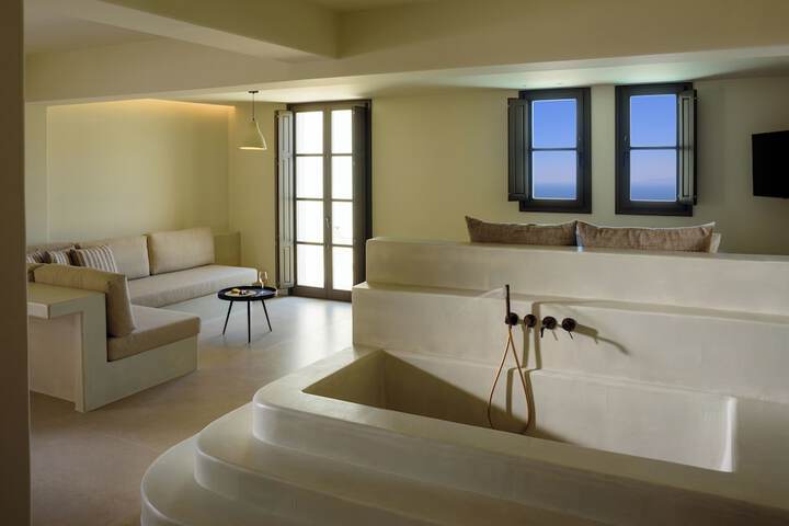 Room 176 of 189