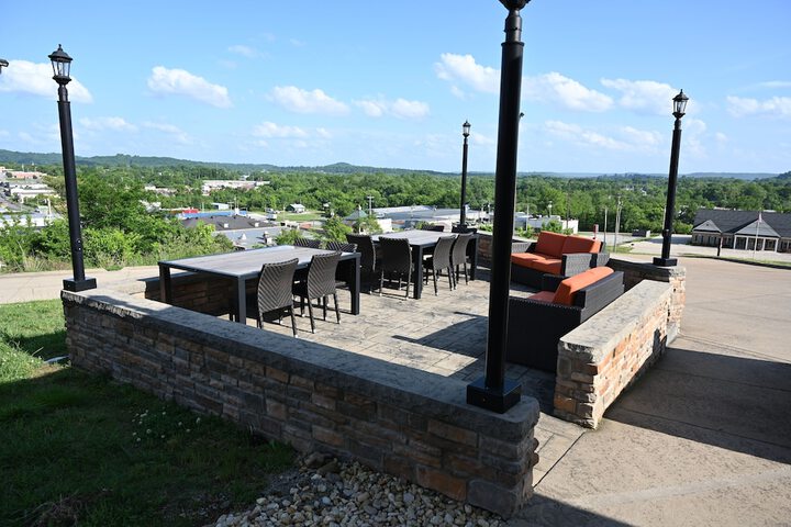 Terrace/Patio 71 of 77
