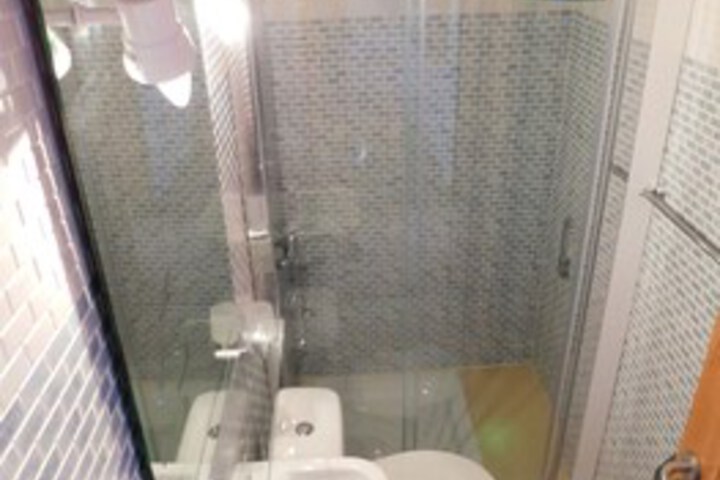 Room 3 of 11