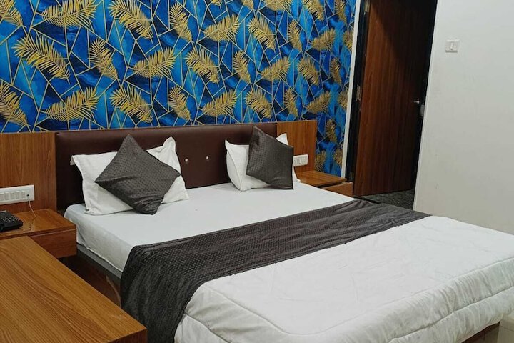 Room 22 of 27