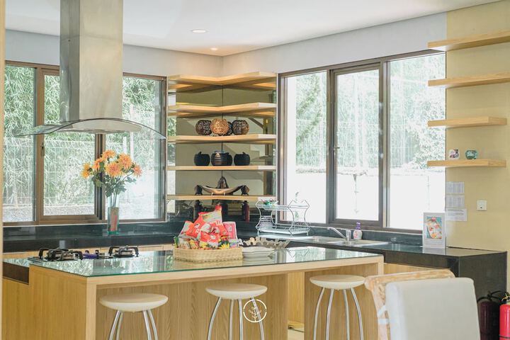 Private kitchenette
