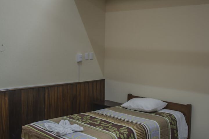 Room 17 of 59