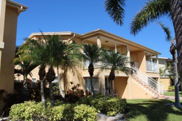 Hotel 14 of 72