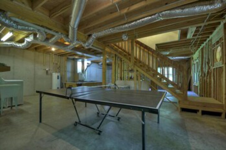 Room 16 of 29