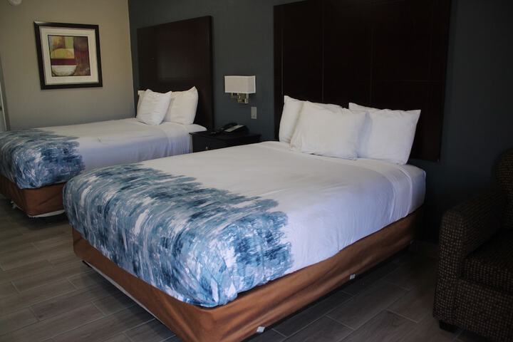Room 9 of 27