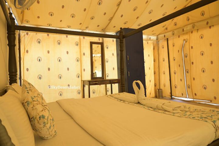 Room 10 of 104