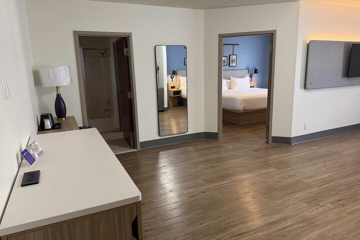 Room 78 of 112