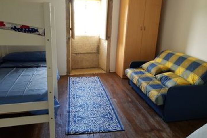 Room 5 of 6