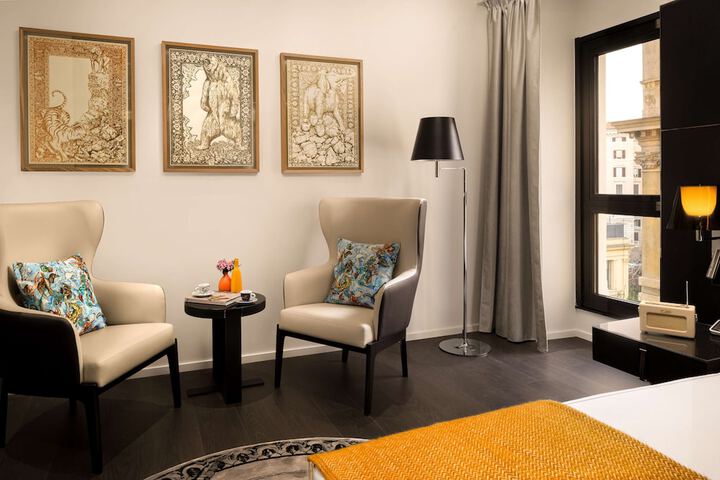 Room 43 of 171