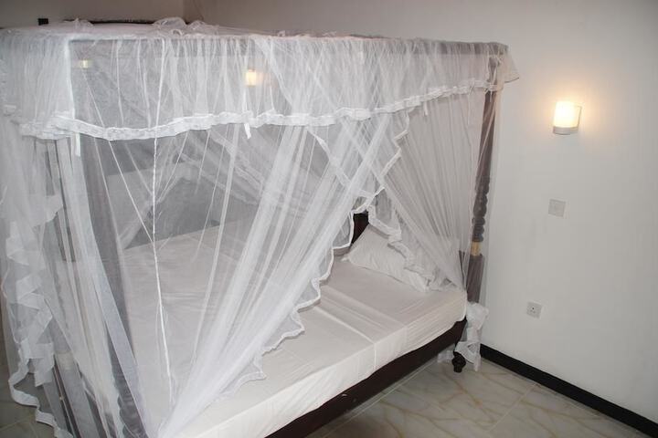 Room 3 of 4