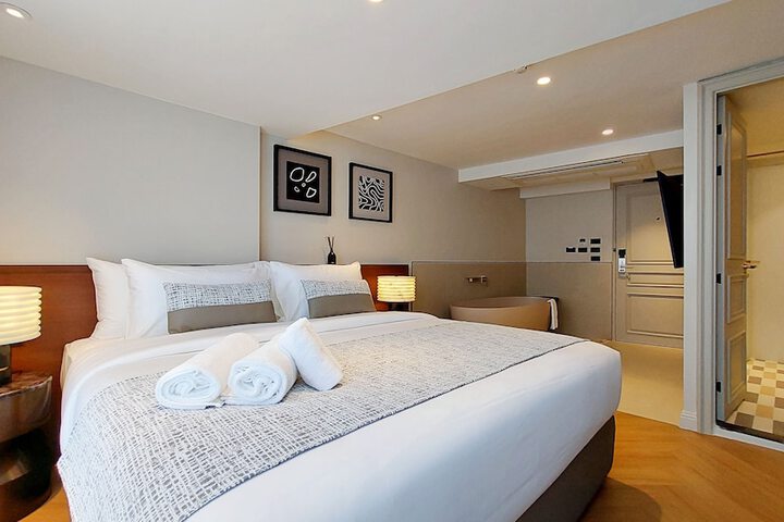 Room 20 of 40