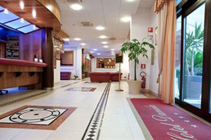Hotel Interior 19 of 33