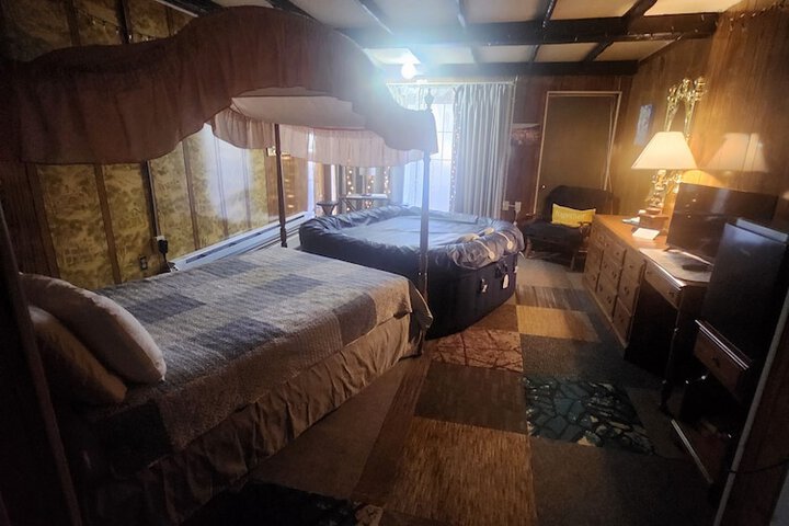 2 Double Beds (3 of 28)