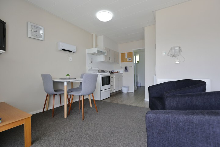 Room 16 of 74
