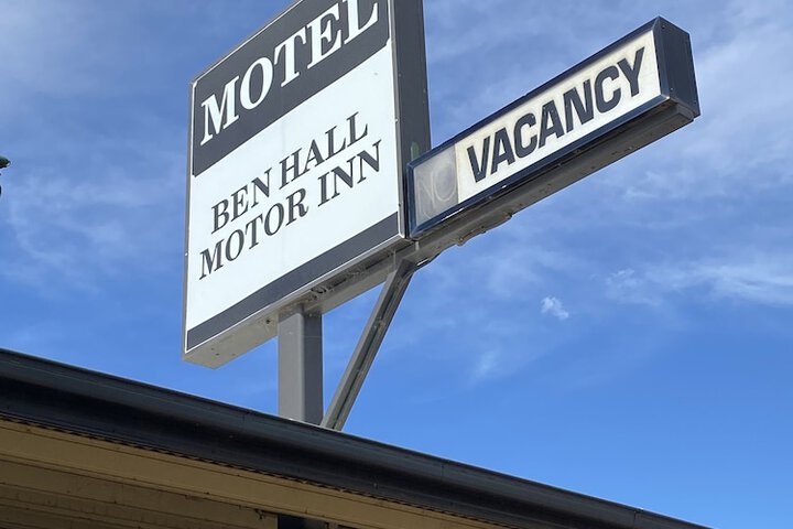 Hotel 27 of 34