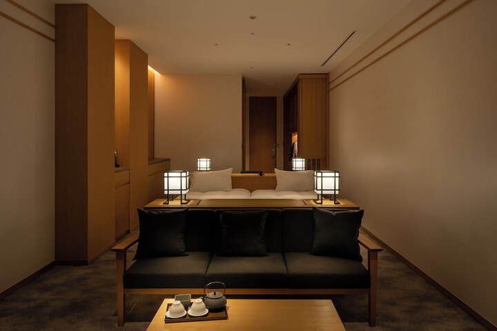 Room 21 of 82
