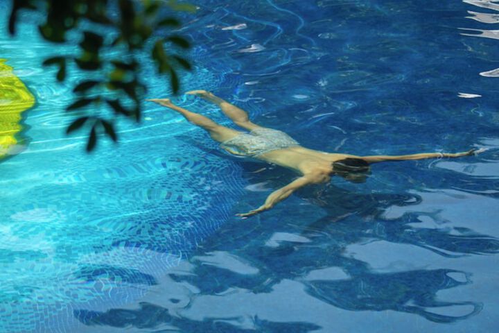 Hotel with Pool