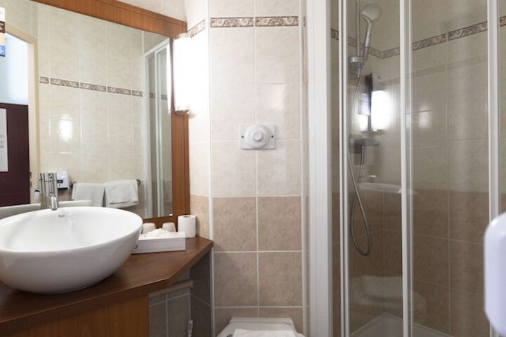 Clean Restrooms