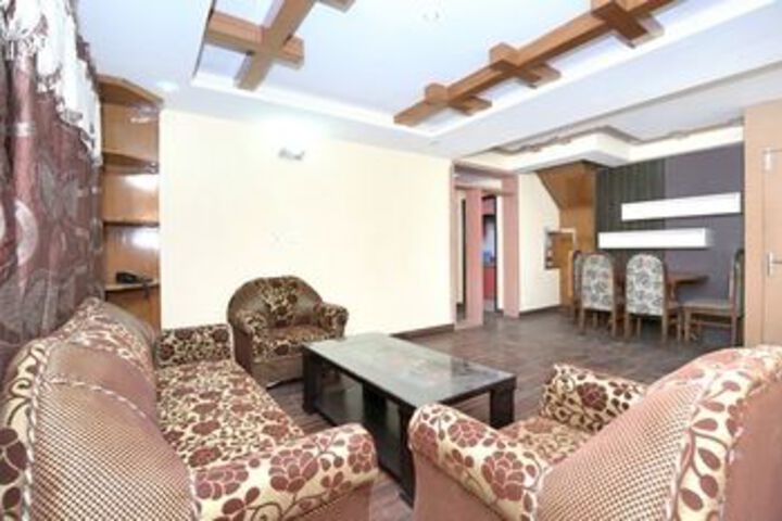 Room 14 of 16