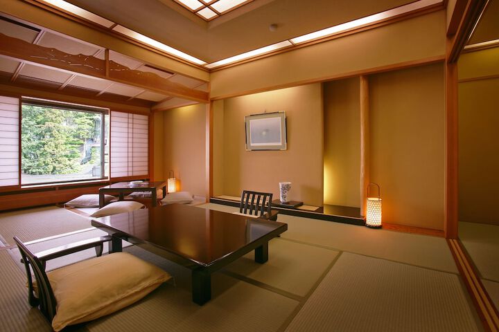 Room 10 of 44