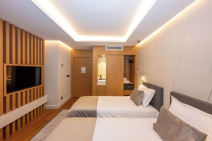 Room 44 of 59