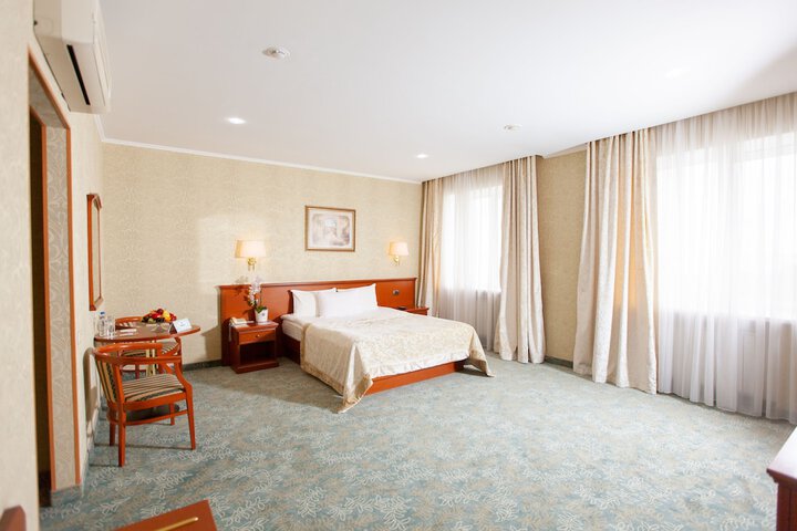 Room 13 of 67