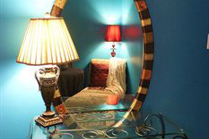 Room 14 of 18