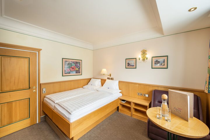 Room 12 of 59