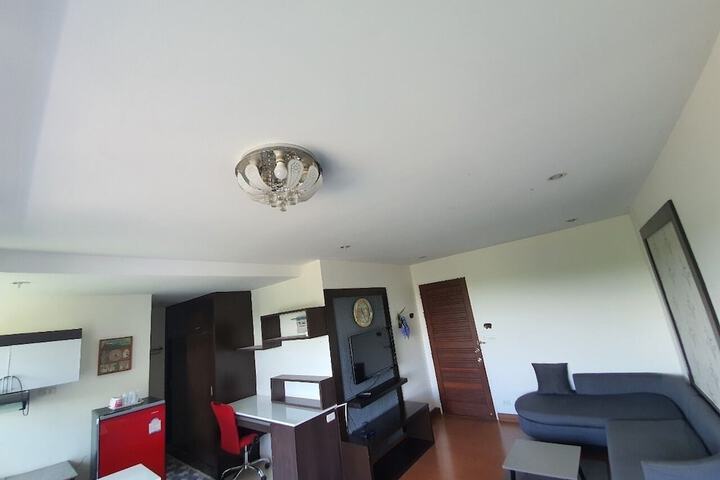 Room 143 of 263