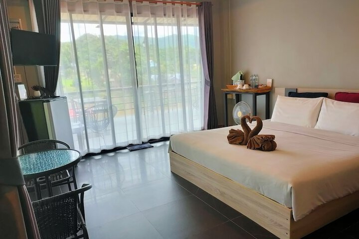 Room 8 of 62