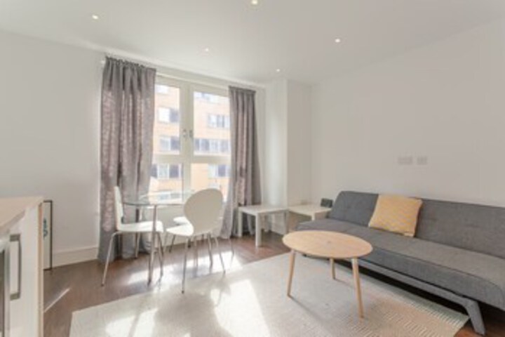 2 Bed Studio in Holloway