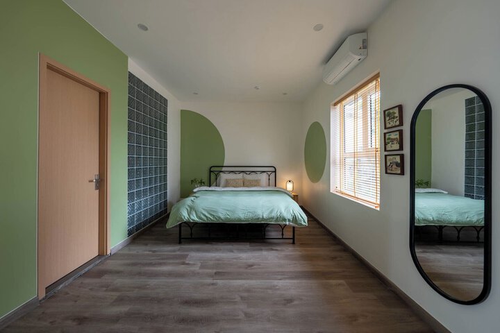 Room 29 of 61