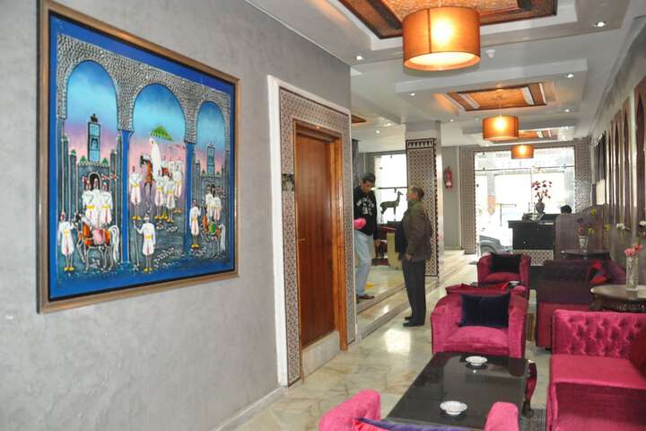 Lobby sitting area