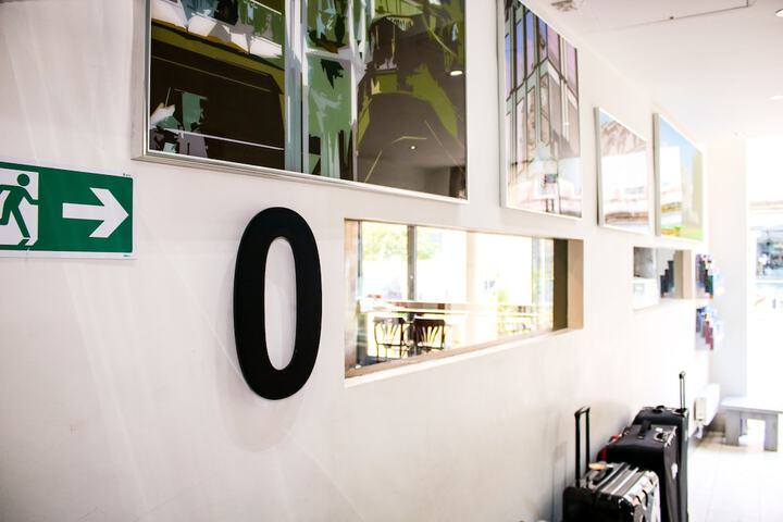 Entrance & Lobby
