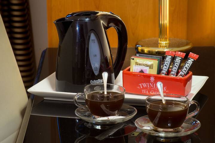 Breakfast/Coffee Service 21 of 35