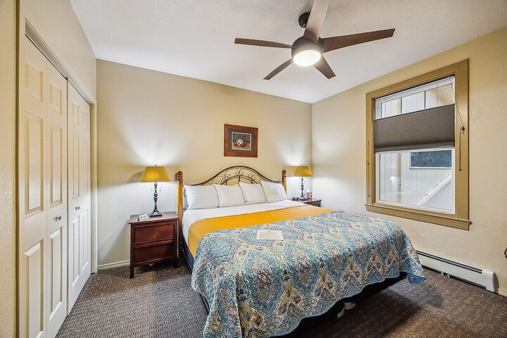 Room 40 of 118
