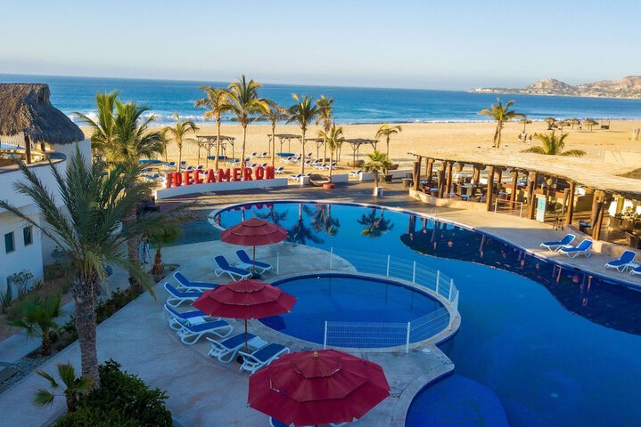 Hotel with Pool