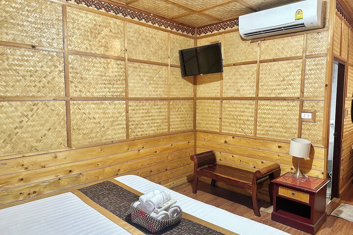 Room 8 of 44
