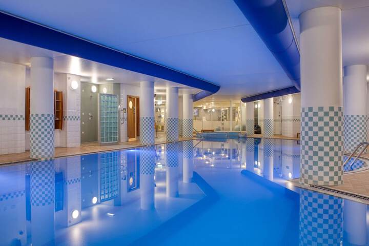 Pool 60 of 103