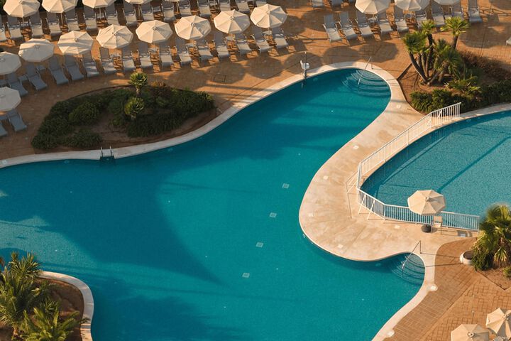 Pools & Facilities