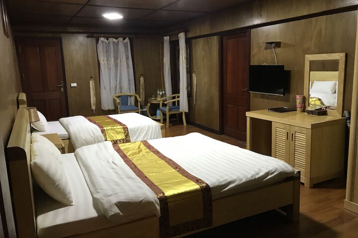 Room 16 of 74