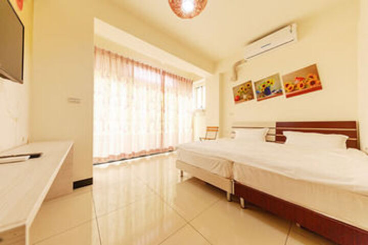 Room 26 of 51