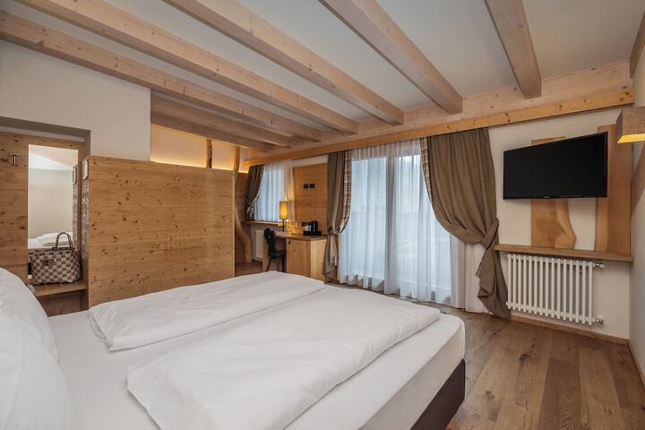 Room 55 of 192