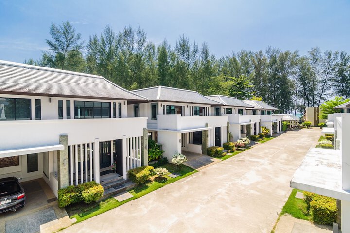 Ocean Breeze Residence in Takua Pa