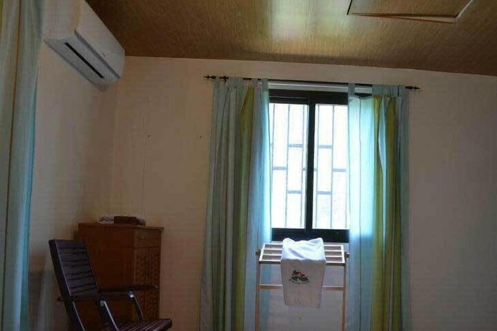 Room 13 of 44