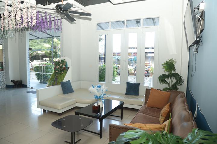 Hotel Interior 5 of 127
