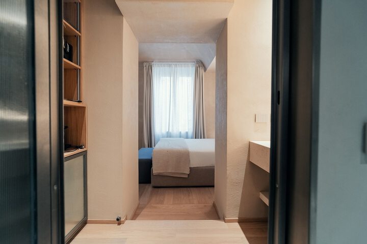 Room 39 of 45